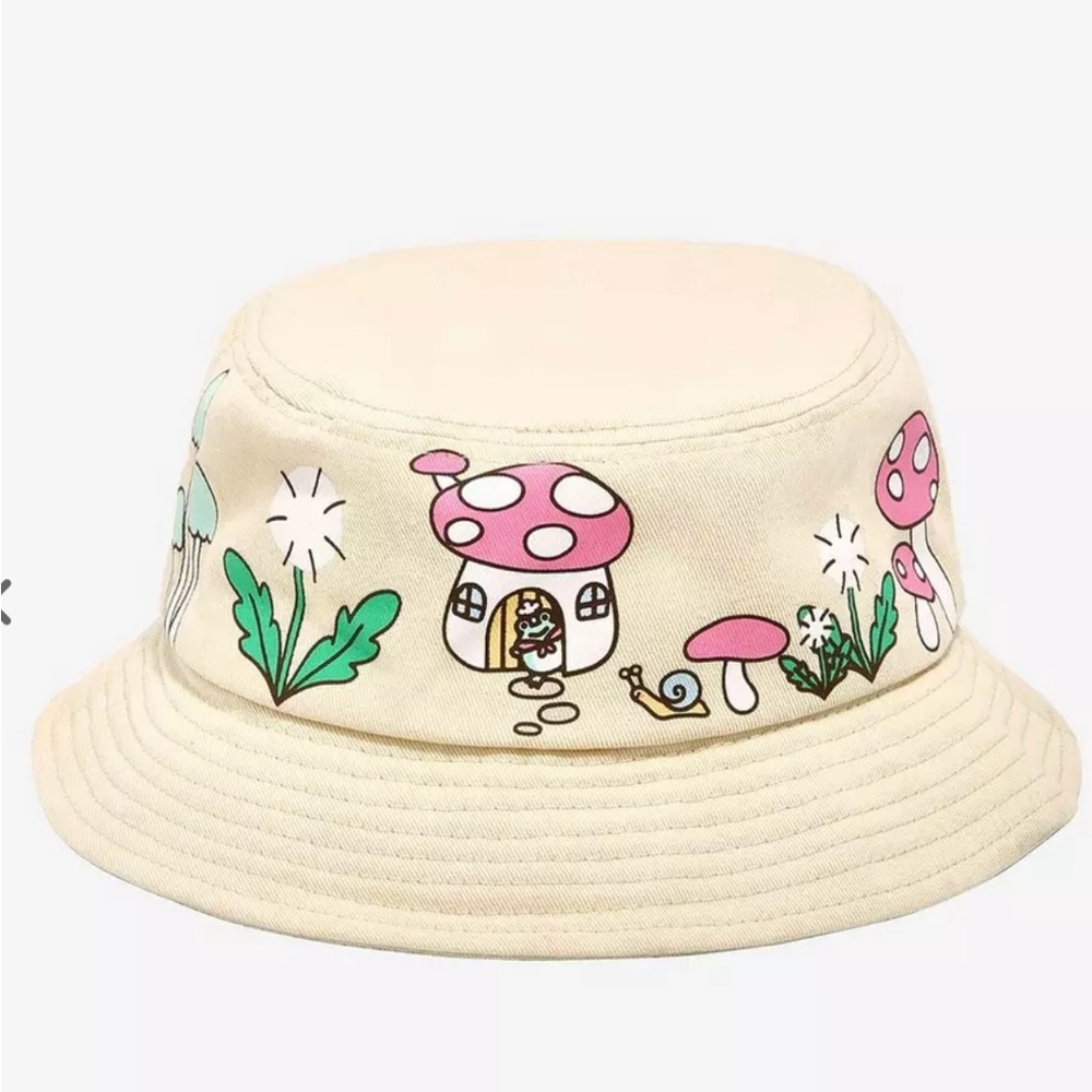 Mushroom themed tan bucket hat by Culturefly! OS 100% cotton NWOT.